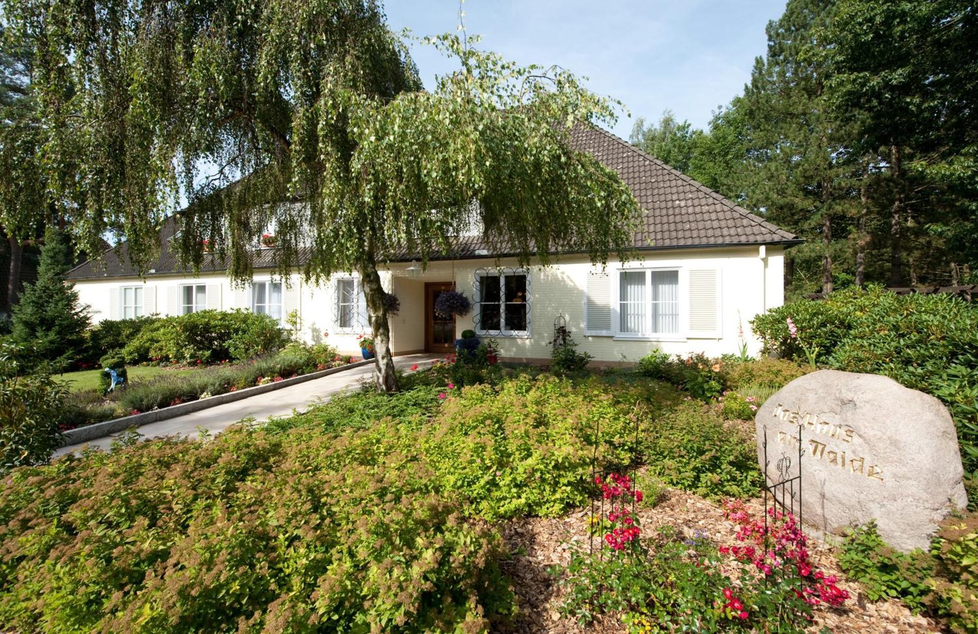 Boutiquehotel Das Haus Am Walde Bad Bevensen Exterior foto